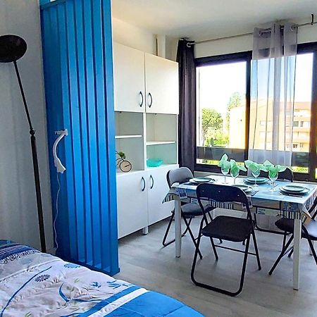 Апартаменты Hypercenter 27 M With Wifi And Shared Pool Фрежюс Экстерьер фото