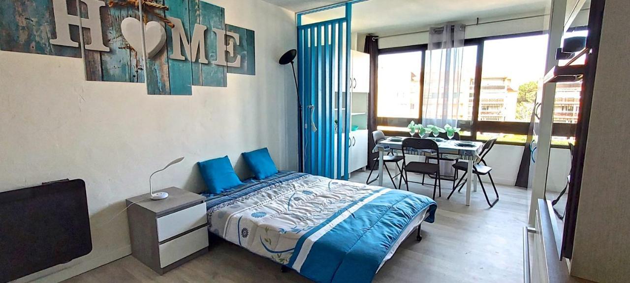 Апартаменты Hypercenter 27 M With Wifi And Shared Pool Фрежюс Экстерьер фото